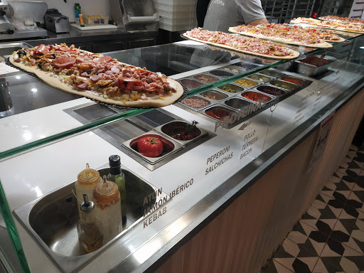 PIZZA UTOPIA - Visual