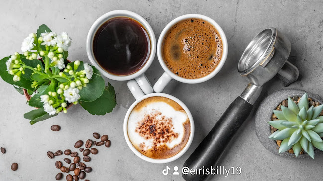 Opinii despre Alice in Coffeeland în Πάτρα - Καφετέρια