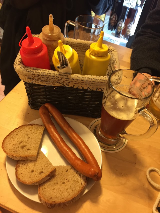 Pivotéka Pivo a párek
