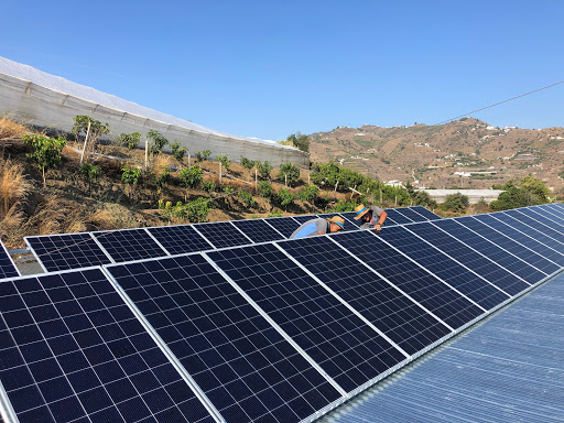 Instalación de Placas Solares en Vélez Málaga - Tecno-Montajes Axarquía