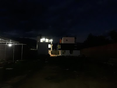 Photos of N-K 4 Local El Puente