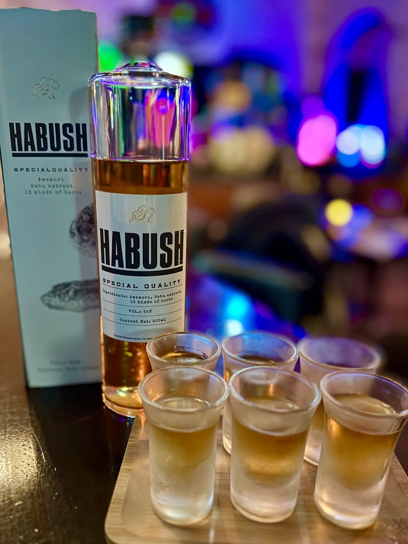 カラオケ&ダーツバー マンハッタン