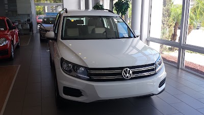 Photos of Deel Volkswagen