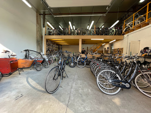 Calaise Bicycle - Thumbnail