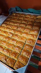Photo n°31 de UNURLU BAKLAVA à Cenon (Restaurant de desserts)