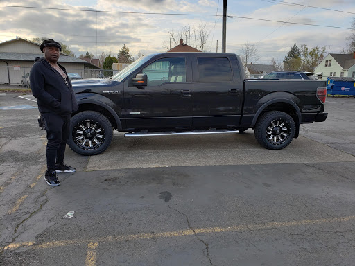 Ford - Visual