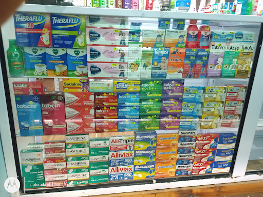 Consultorio Médico y Farmacia Miranda Gallery - Mexico