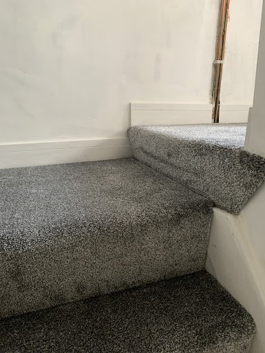 United Carpets and Beds Pontefract - Thumbnail
