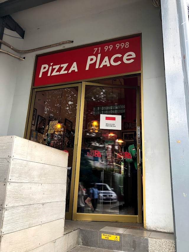 Pizza Place - Como Park, Kemang