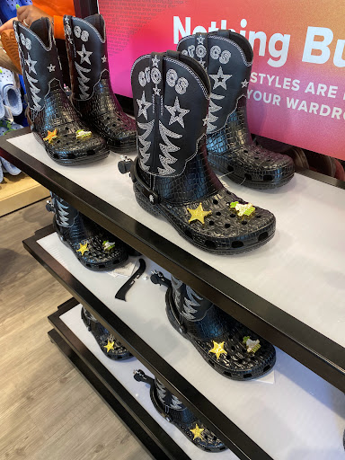 Crocs at Tanger Outlets Nashville - Thumbnail