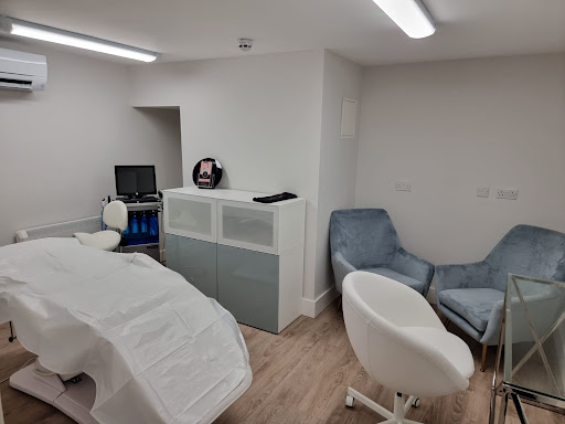 Love Skin And Hair Aesthetics Clinic