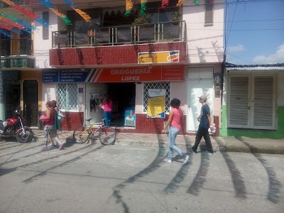 Photos of Droguer&iacute;a Lopez