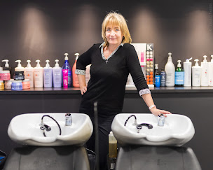 Photo n°7 de mod's hair Sèvres à Sèvres (Magasin de produits de beauté)