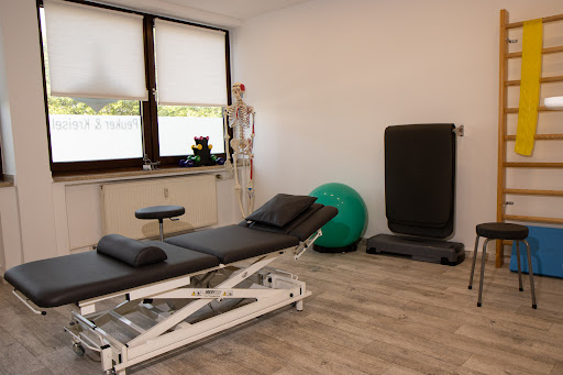 Praxis für Physiotherapie und Osteopathie Marvin Peuker und Christian Kreisel GbR