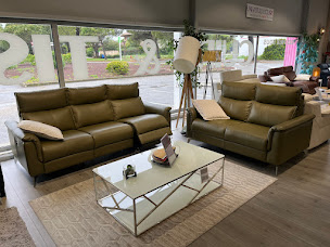 Photo n°5 de Univers du Cuir Avignon - Magasin de canapés à Avignon (Magasin de meubles)