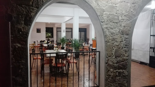 RESTAURANTE "LOS TOÑOS"