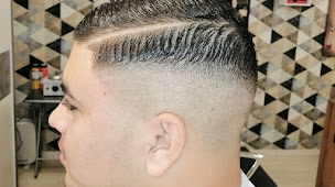 Photo n°6 de Chez Rayen à Montmagny (Salon de coiffure)