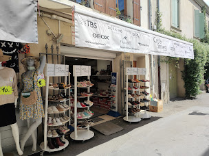 Photo n°1 de Carla Shoes à Aigues-Mortes (Magasin de chaussures)
