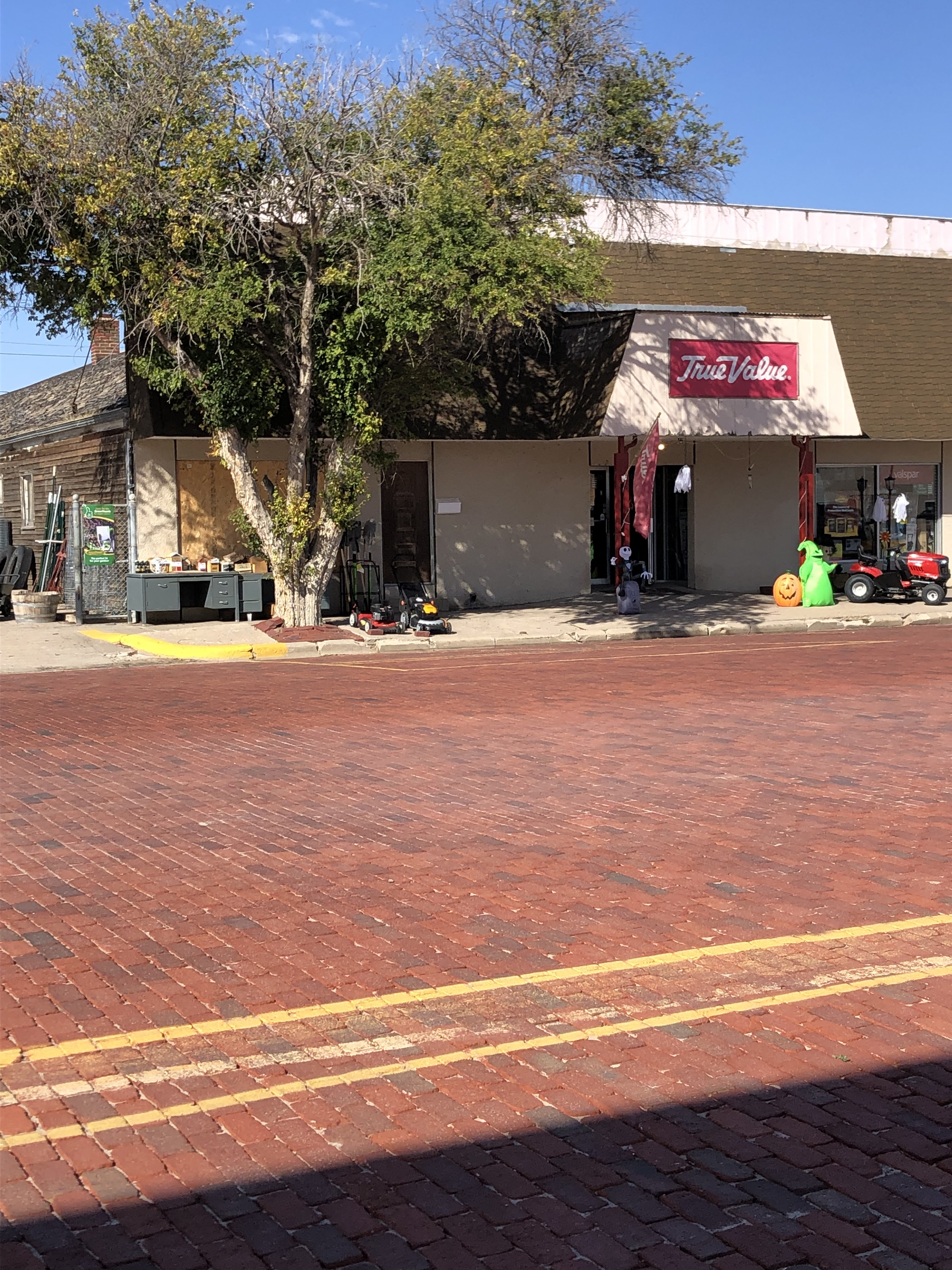 Oberlin Farm And Supply