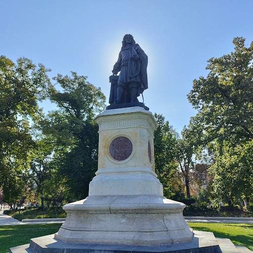 Square Colbert - Visual