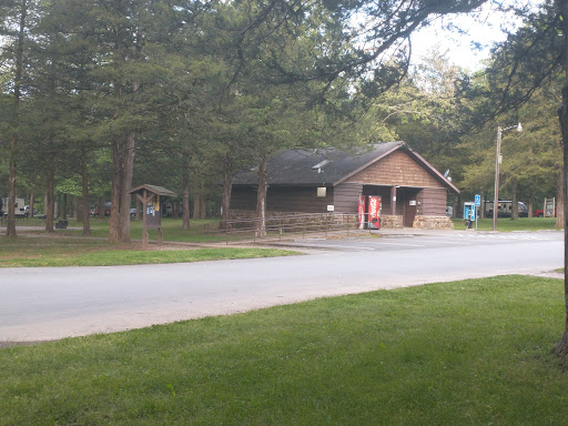 Devils Den Campground E - Visual