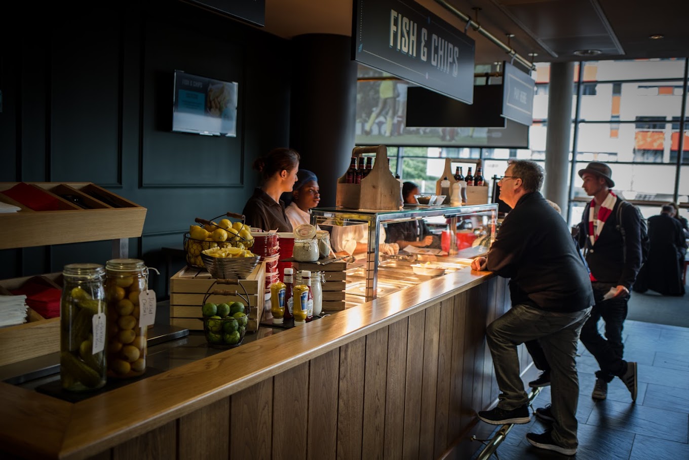 Check out the top bars and pubs near Emirates Stadium, London. From traditional British pubs to trendy cocktail destinations, find the perfect spot to enjoy a drink before or after an Arsenal FC match. Cheers to a memorable matchday experience!