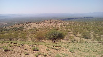 Photos of Riong'o Crater