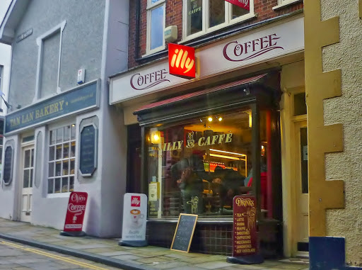 Casa Illy