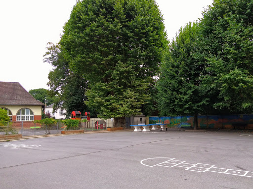 Public School L'hermitage Gallery - France