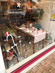 Photo n°19 de 2 Grains d'Ellébore à Chelles (Magasin d'ameublement et de décoration)