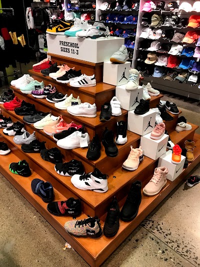 Champs Sports