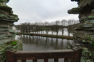 Photo n°18 de Mairie à Corlay (Hôtel de ville)