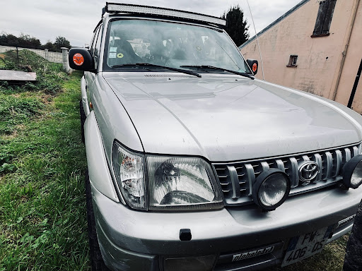 GLOBALE 4X4 - Thumbnail