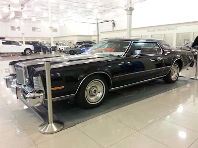 Photos of Dams Ford Lincoln Sales Ltd.