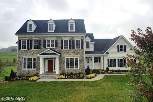 Re/Max: Dede Burrell - Team member of Andy Werner & Associates - Thumbnail