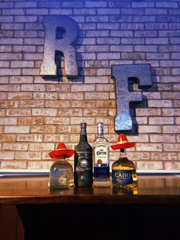 Riley Fibbers by null