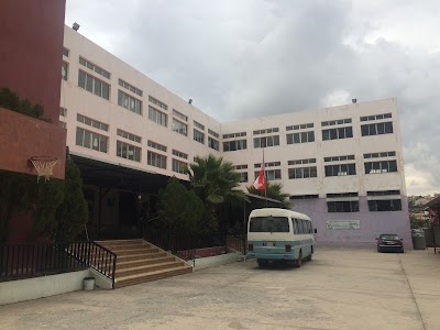 مدرسة حناوية المتوسطة الرسمية