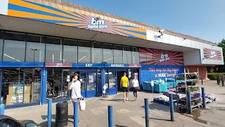B&M Home Store