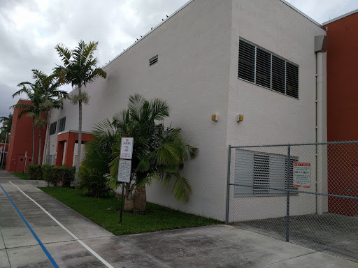 Challenger Elementary School - Visual
