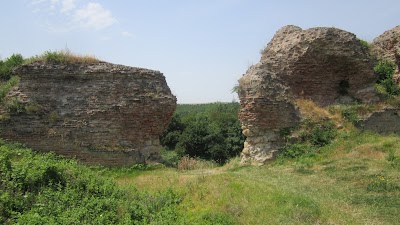 Photos of The ruins of the ancient city walls of Gabala