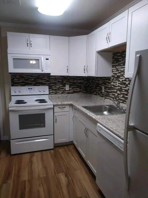 Locust Grove Apartments