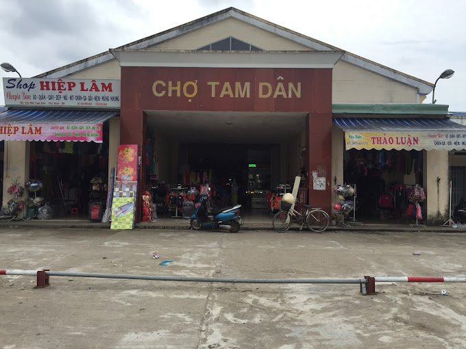 Chợ Tam Dân