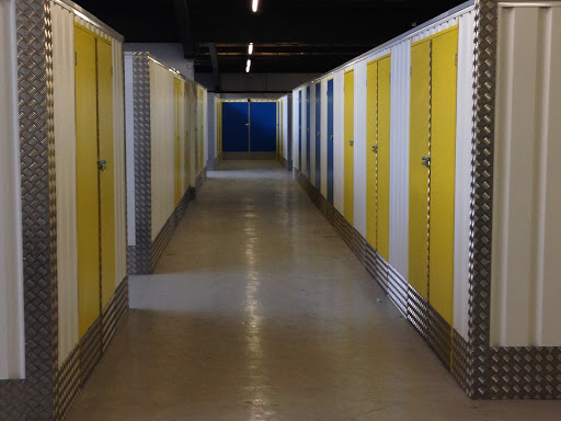 RED SQUIRREL STORAGE - Visual