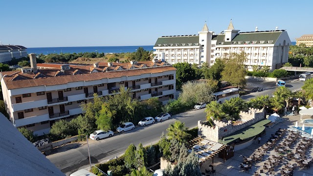 Lilyum Hotel Side