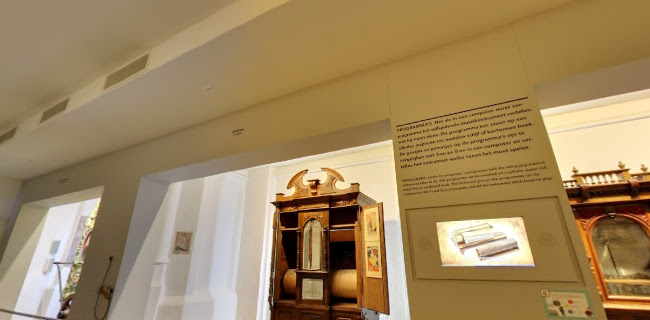 https://www.museumspeelklok.nl/