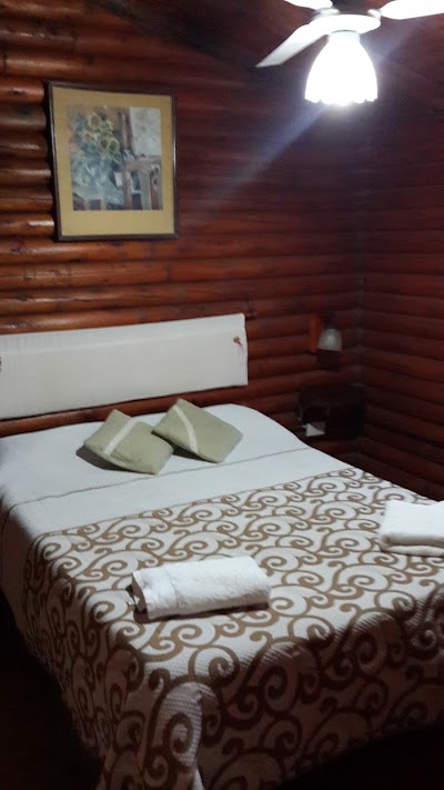 Photos of Caba&ntilde;as complex Las Esmeraldas