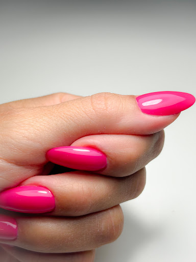 AR Beauty Studio - School