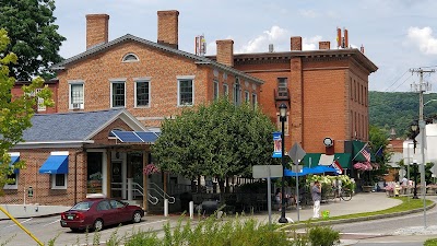 Otter Creek Bakery & Deli