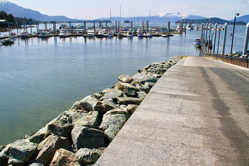 Alaska Boat & Kayak Rental Shop - Thumbnail