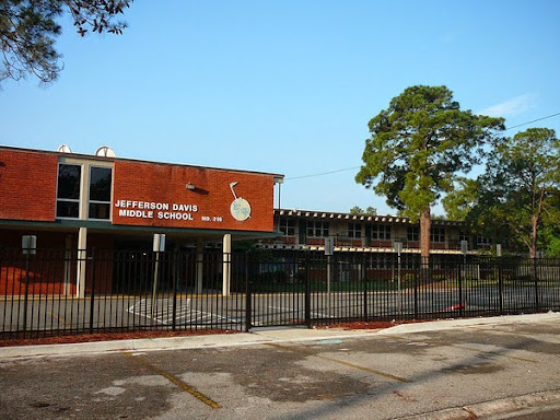 Charger Academy - Thumbnail